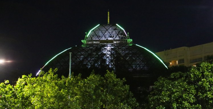 IMG_6944_cairns_edited_lowres